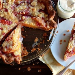 Nectarine Crème Fraiche Pie