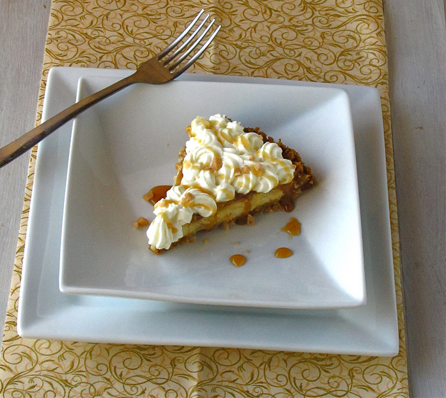 Caramel Apple Cream Cheese Pie