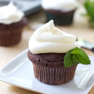 Mint Chocolate Chip Cupcakes