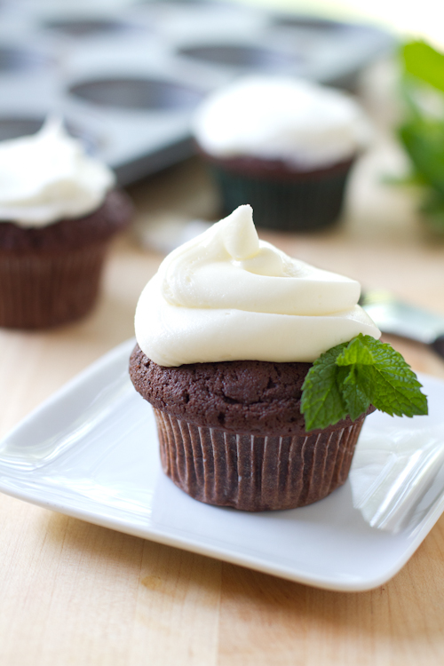 Mint Chocolate Chip Cupcakes