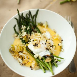 Broiled Asparagus with Poached Egg