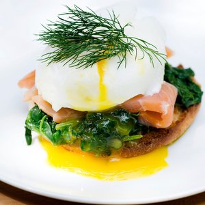 Smoked Salmon Eggs Benedict