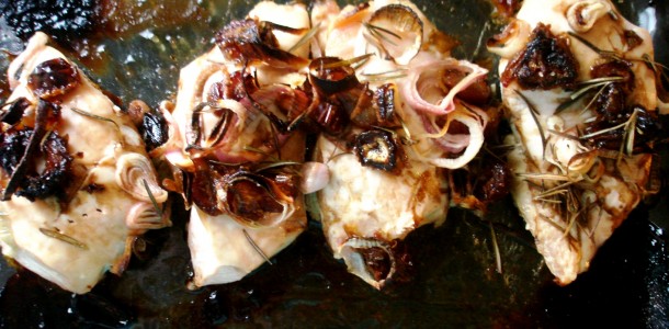 Date and Shallot Rosemary Chicken