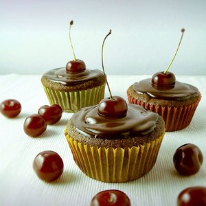 Chocolate Cherry Cupcakes