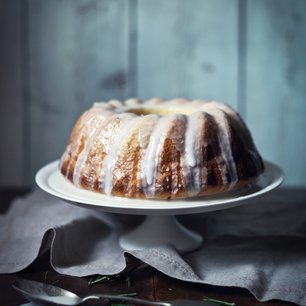 Lemon and Rosemary Cake, Lemon Drizzle Icing