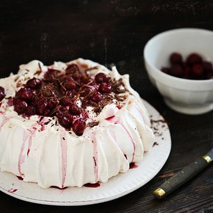 Cherry Pavlova