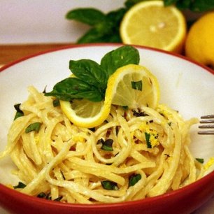 Linguine in Lemon Cream Sauce