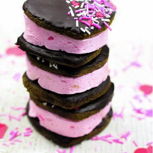 Valentine’s Day S’more Hearts